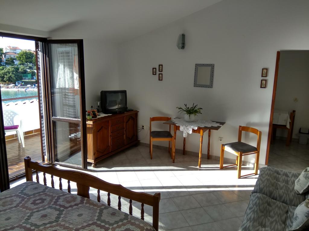 Suran Apartments Pula Exteriér fotografie